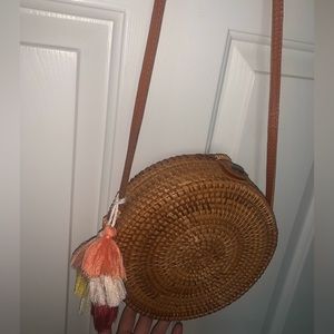 Circle basket bag